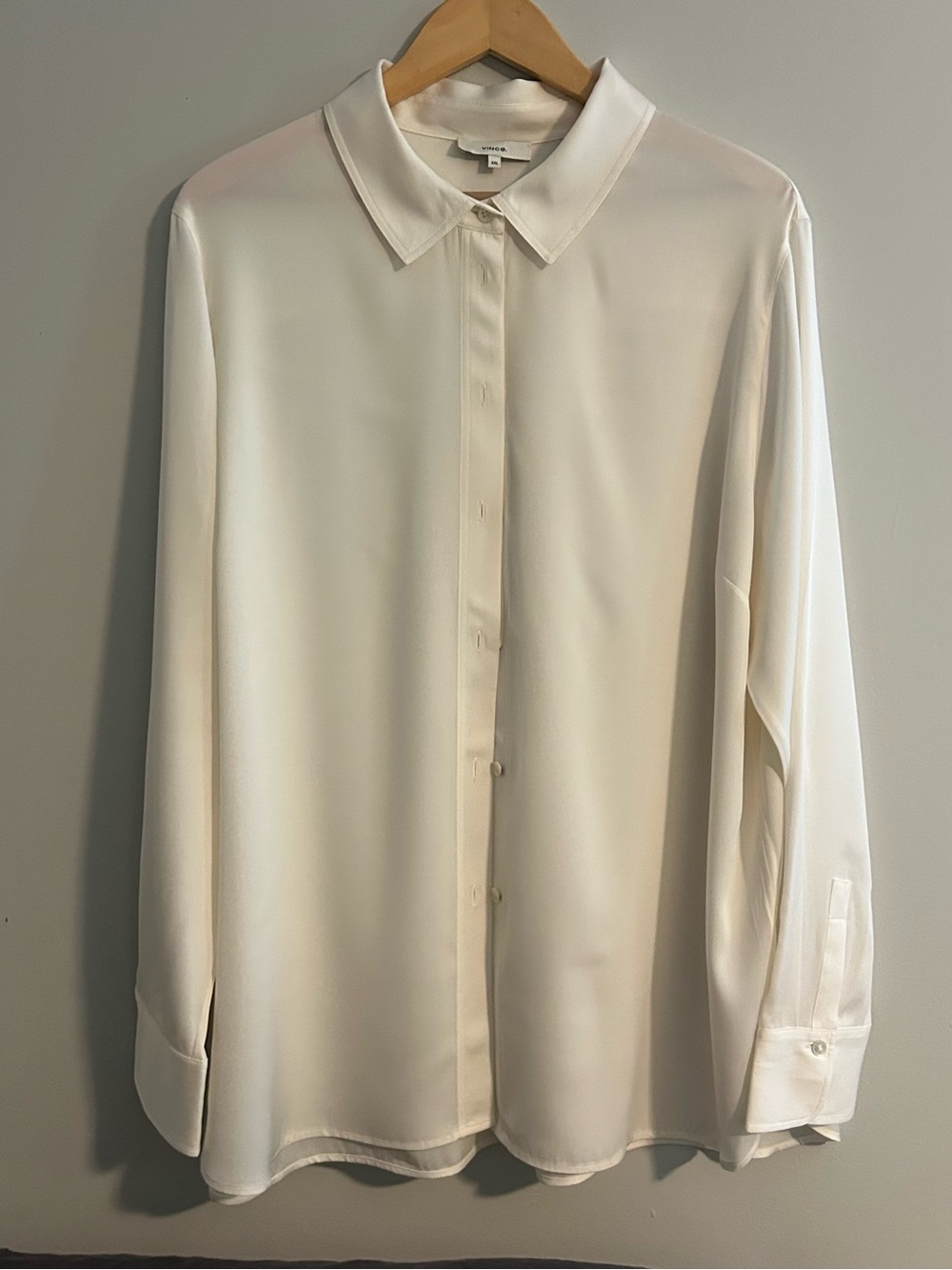 Vince Cream Long-Sleeve Button-Up Shirt